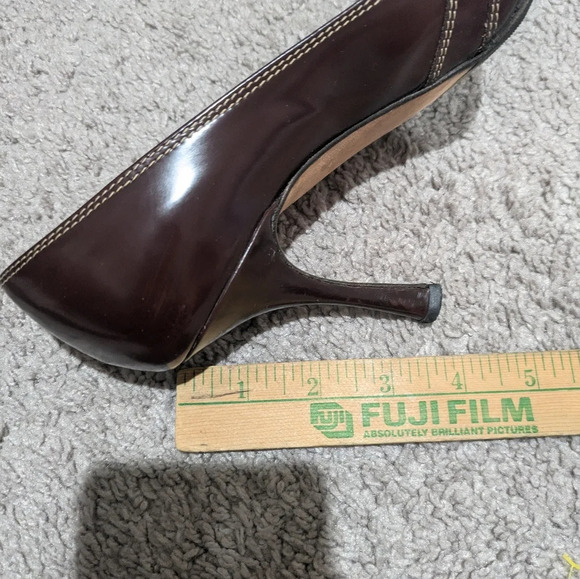 Isaac mizrahi heels size 8.5 brown leather pumps - Picture 10 of 10